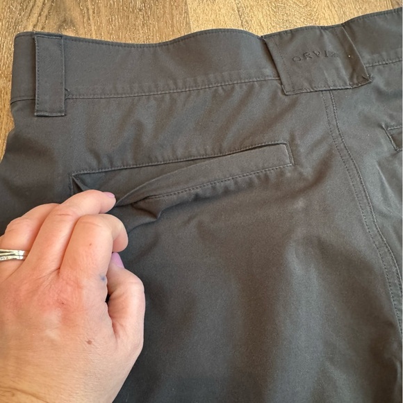 Orvis Shorts. Men’s size 36. Black. - Picture 9 of 9